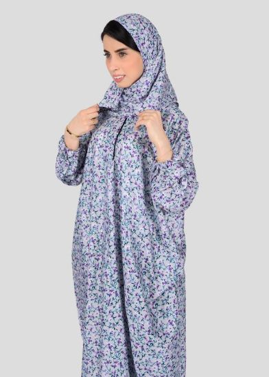 صورة شرشف صلاة نسائي مع طرحة